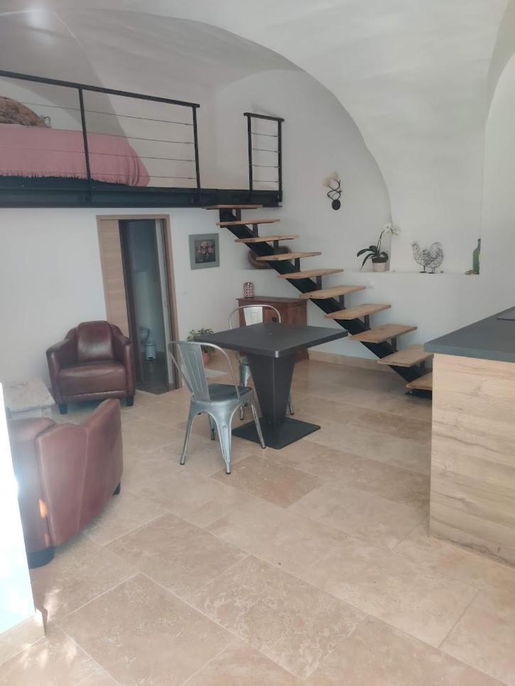 Charme Et Authenticite Dans Une Ferme. Lourmarin Dış mekan fotoğraf
